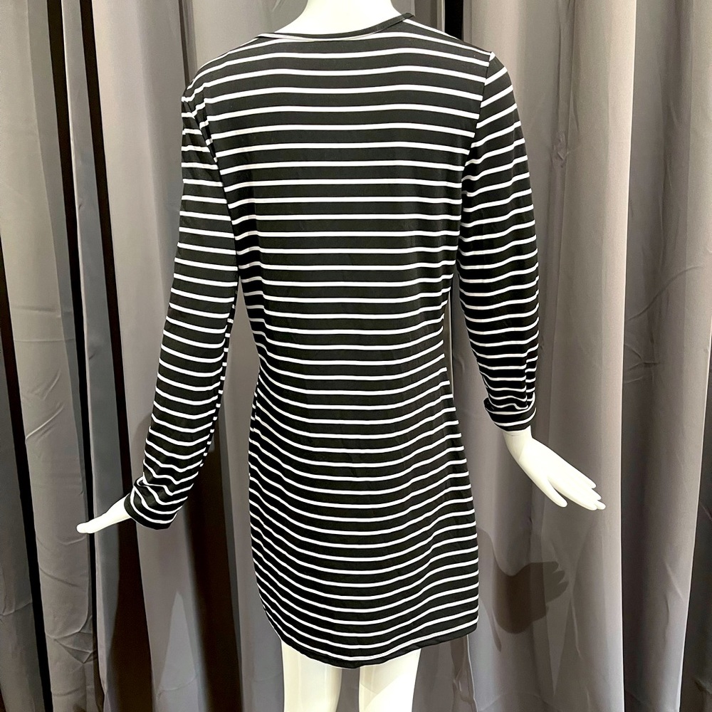 Simply Black & White stretchy dress - Picture 2 of 8